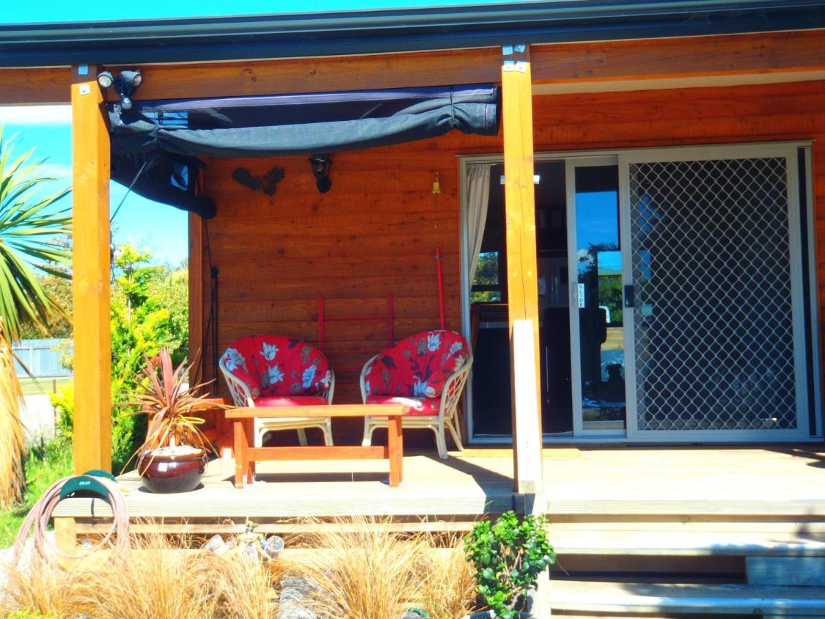 Lakefront Fantail Cottage Lake Hawea, Wanaka Εξωτερικό φωτογραφία